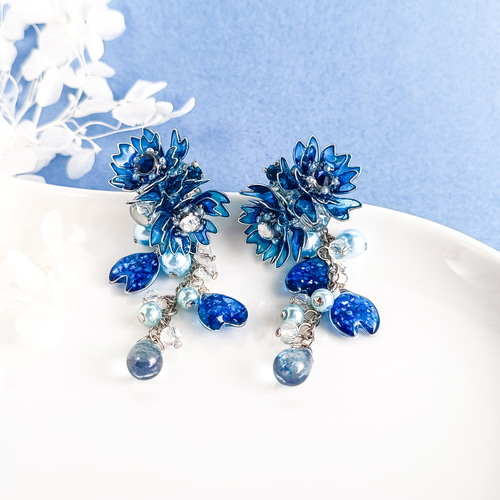 夜桜 八重桜 ◇ blue SAKURA ◇ silver ピアス / イヤリング