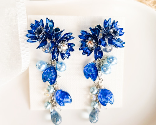 夜桜 八重桜 ◇ blue SAKURA ◇ silver ピアス / イヤリング