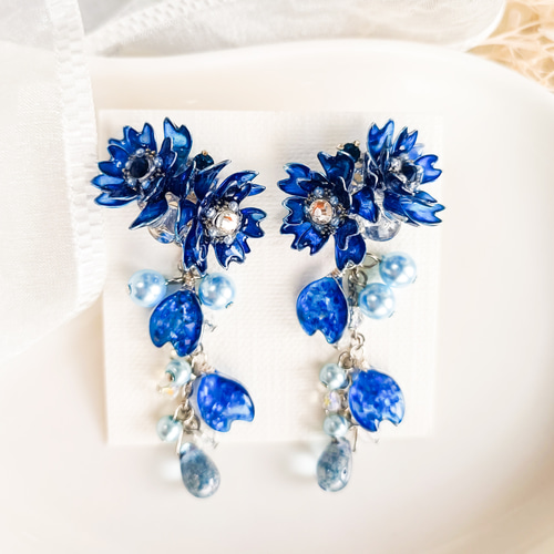 夜桜 八重桜 ◇ blue SAKURA ◇ silver ピアス / イヤリング
