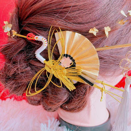 七五三髪飾り（鶴） 鶴☆光るチャーム☆結婚式☆和装☆白無垢☆卒業式髪飾り☆七五三髪飾り