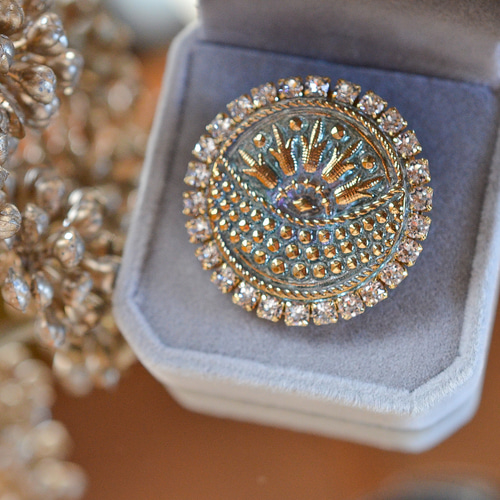 冬銀河】 ブローチ チェコガラスボタン ブローチ EMILIE 通販 16876950