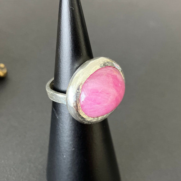 {ロードクロサイト}  薔薇のフリーサイズリング - rhodochrosite silver 9枚目の画像