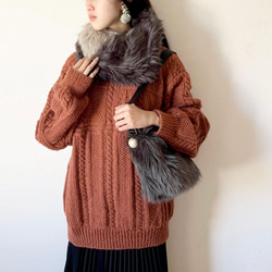 【soldout】年末年始のお出かけに◎！ecofur snood（グレージュ×チャコール） 6枚目の画像