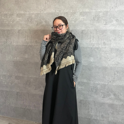 限定20枚『フランス製』アンティークレース柄 カシミヤタッチ大判