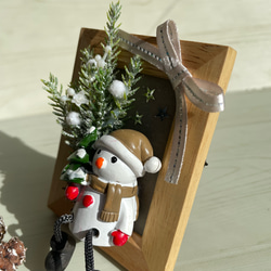 雪だるまさんフレーム　手のひらサイズ　フラワーアレンジメント　花　造花　もみの木　クリスマス　ギフト　インテリア 4枚目の画像