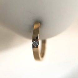 フープフックピアス　K18  1.２ミリ天然ダイヤモンド　キャッチレス　両耳 6枚目の画像