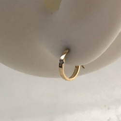 フープフックピアス　K18  1.２ミリ天然ダイヤモンド　キャッチレス　両耳 5枚目の画像