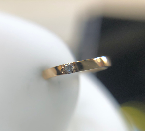フープフックピアス　K18  1.２ミリ天然ダイヤモンド　キャッチレス　両耳 2枚目の画像