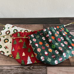 クリスマスにぴったり♪まるいシルエットの巾着袋♫シルバーツリー赤 10枚目の画像