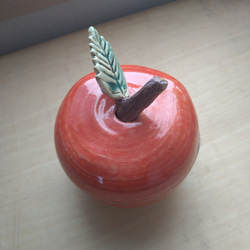 陶器のりんごの蓋物⑦　受注生産 1枚目の画像