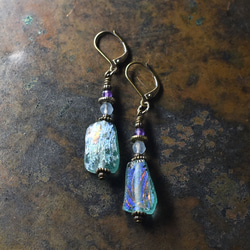 蘇打藍鍍銀羅馬玻璃、海藍寶石和紫水晶耳環 第2張的照片