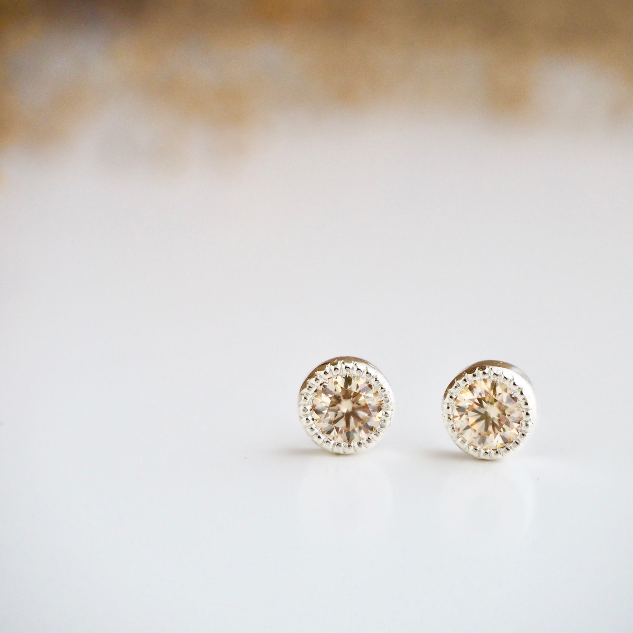 Milgrain pierce -daily- 一粒ピアス シンプル ダイヤモンド モアサナイト