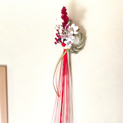 お正月飾りシンプル　デンファレ　紅白水引 1枚目の画像