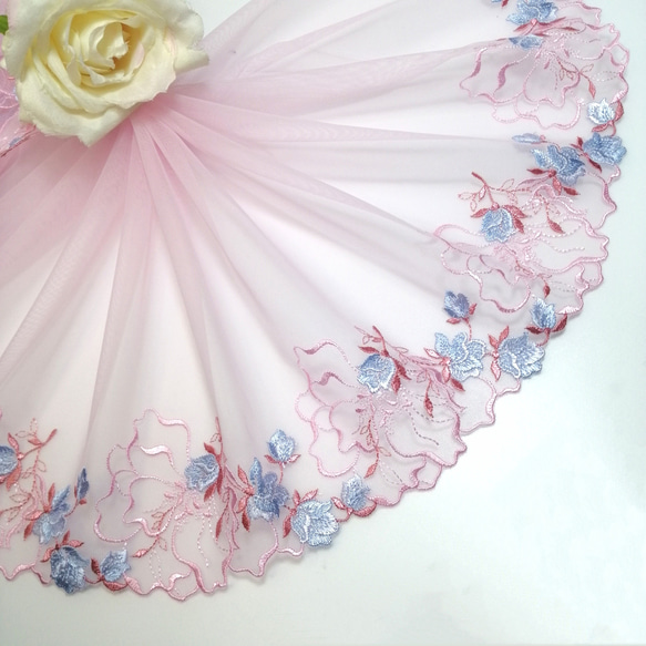2m 花柄 刺繍 チュールレース　ハンドメイド　生地　手芸　素材　はぎれ　 1枚目の画像