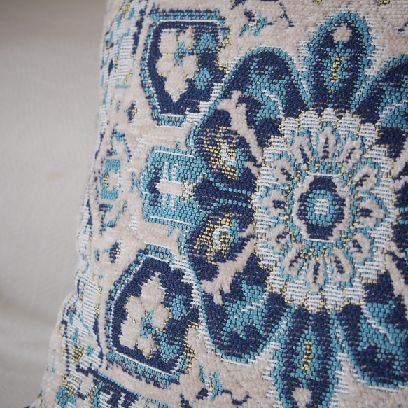 【繊細な模様は織物の最高峰】シェニール織・トルコクッションカバー 9枚目の画像