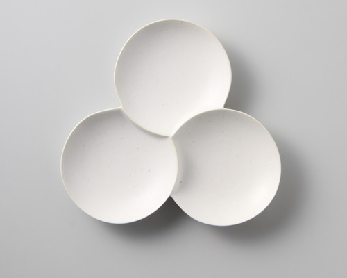 確認♡白丸皿(中)♡丸仕切りプレート♡オーダー受け付け中 確認ˊᵕˋ白丸皿(中)♡オーダー受け付け 確認♡白丸皿(中)♡丸仕切り