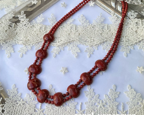 イソバナサンゴのオリジナルネックレス 特別な日の装いに 華やか 上品