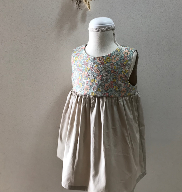 new!《80〜150size》【Libertyノースリーブワンピース】 6枚目の画像