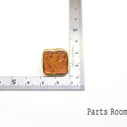[2 件] 方形彩色大理石耳環 [橙米色] [鈦柱/無扣] -mt-4199 第3張的照片