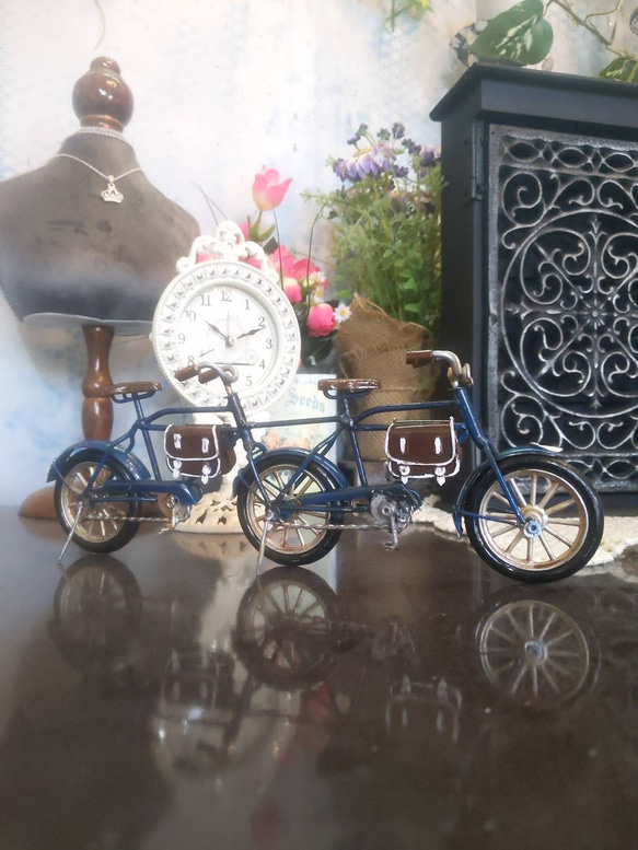アンティークなインテリア小物  自転車の置物 ２人乗り自転車  ダンデムサイクル  #アンティーク雑貨  #ガレージ雑貨 5枚目の画像