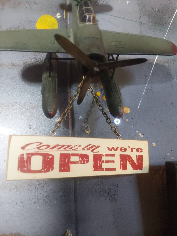 プロペラ機 水上飛行機 模型  OPEN&CLOSED 看板  ハンギングボード  #サインボード  #店舗什器 5枚目の画像