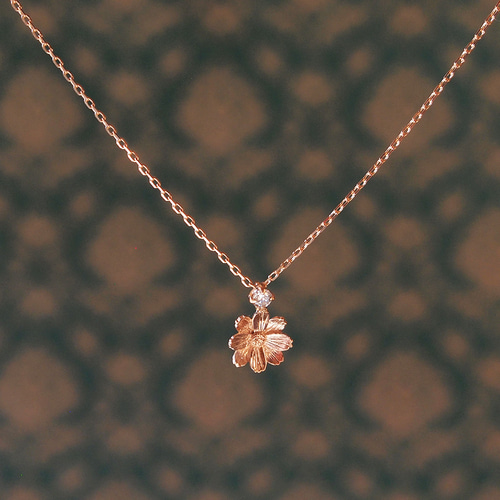さくら　K18 ダイヤペンダント K18ダイヤモンドとお花のネックレス 0.03ct コスモス 桜さくら