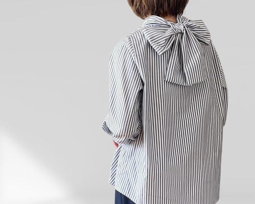 新品✨パトゥ PATOU ロゴ刺繍 ボウタイリボン ストライプシャツブラウス40 新品✨パトゥ PATOU ロゴ刺繍 ボウタイリボン ストライプシャツブラウス40