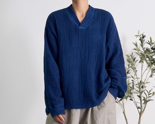 【専用】UZUiRO Vネックもこもこガーゼプルオーバー/三河織物6重ガーゼ Vネックもこもこガーゼプルオーバー | ブラック | 三河織物6重