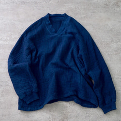V領蓬鬆紗布套頭衫/海軍藍/三河紡織6層紗布 第9張的照片