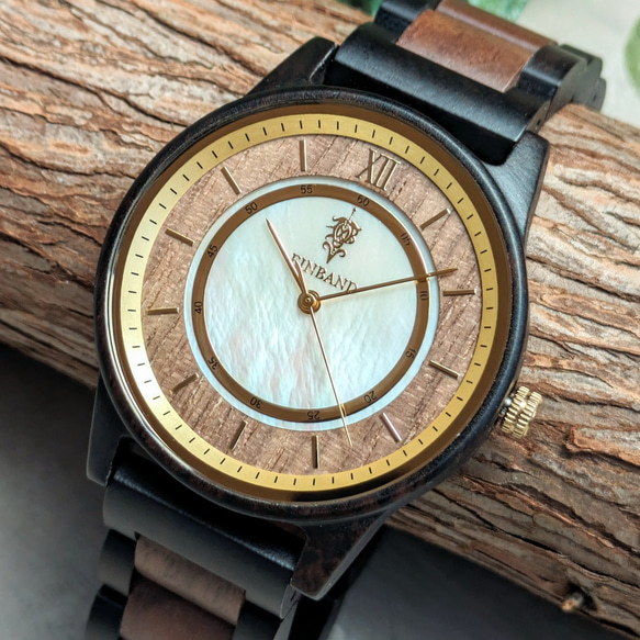 【木製腕時計】EINBAND Anmut マザーオブパール × エボニー＆クルミ 木の時計 ウッド【40mm】 1枚目の画像