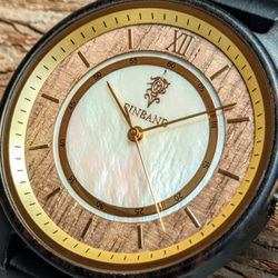 【木製腕時計】EINBAND Anmut マザーオブパール × エボニー＆クルミ 木の時計 ウッド【40mm】 3枚目の画像