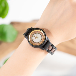 【木製腕時計】EINBAND Anmut マザーオブパール × エボニー＆クルミ 木の時計 ウッド【32mm】 8枚目の画像