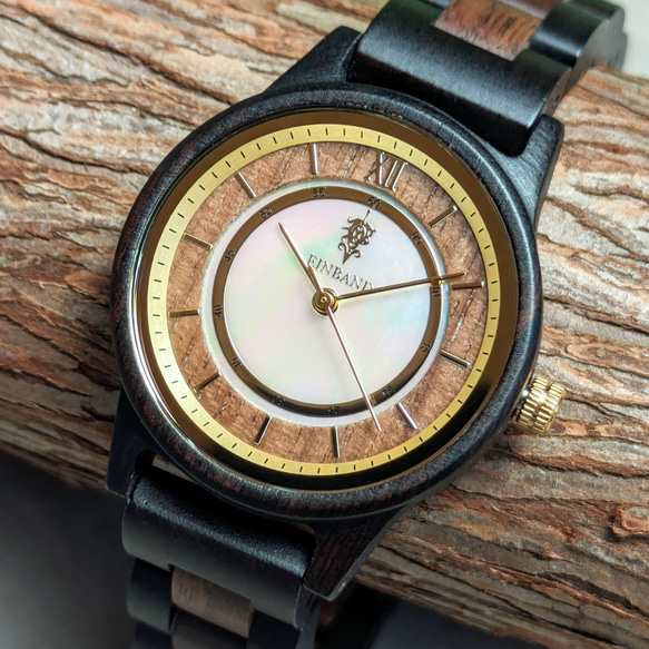 【木製腕時計】EINBAND Anmut マザーオブパール × エボニー＆クルミ 木の時計 ウッド【32mm】 1枚目の画像