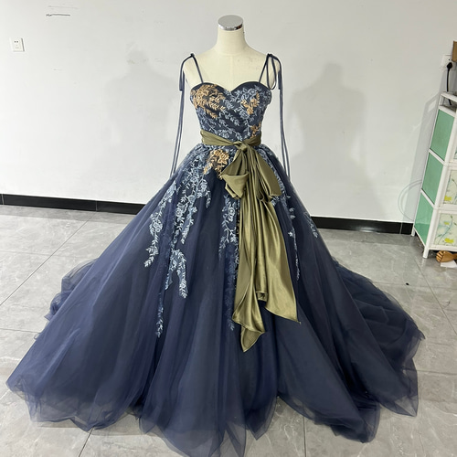 豪華！パーティードレス ネイビー ベアトップ サッシュベルト 繊細  