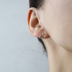 ◆NEW◆Han Cholo◆ スタッズ ピアス ２色 ◇NEW◇Han Cholo◇ スタッズ ピアス 2色 (Han Cholo/ピアス