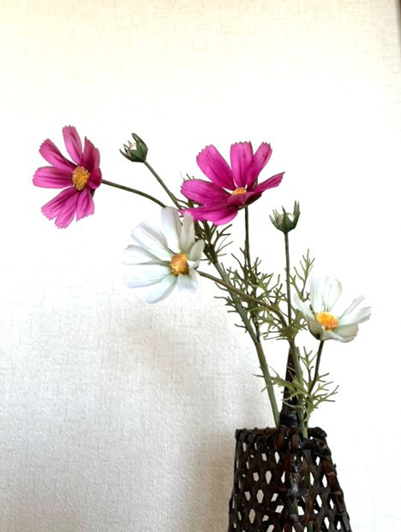 受注制作・再販】手染め布花 コスモス2本 玄関・和洋の空間・お部屋の