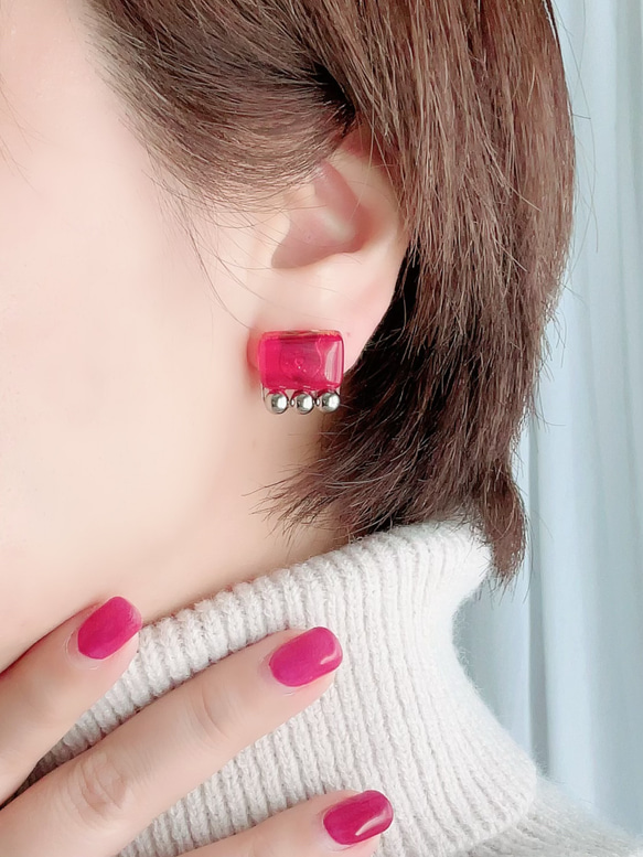 square glass metal earrings〜rectangle red〜 7枚目の画像