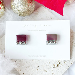 square glass metal earrings〜rectangle purple〜 3枚目の画像