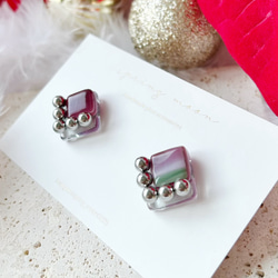 square glass metal earrings〜purple arrow〜 2枚目の画像