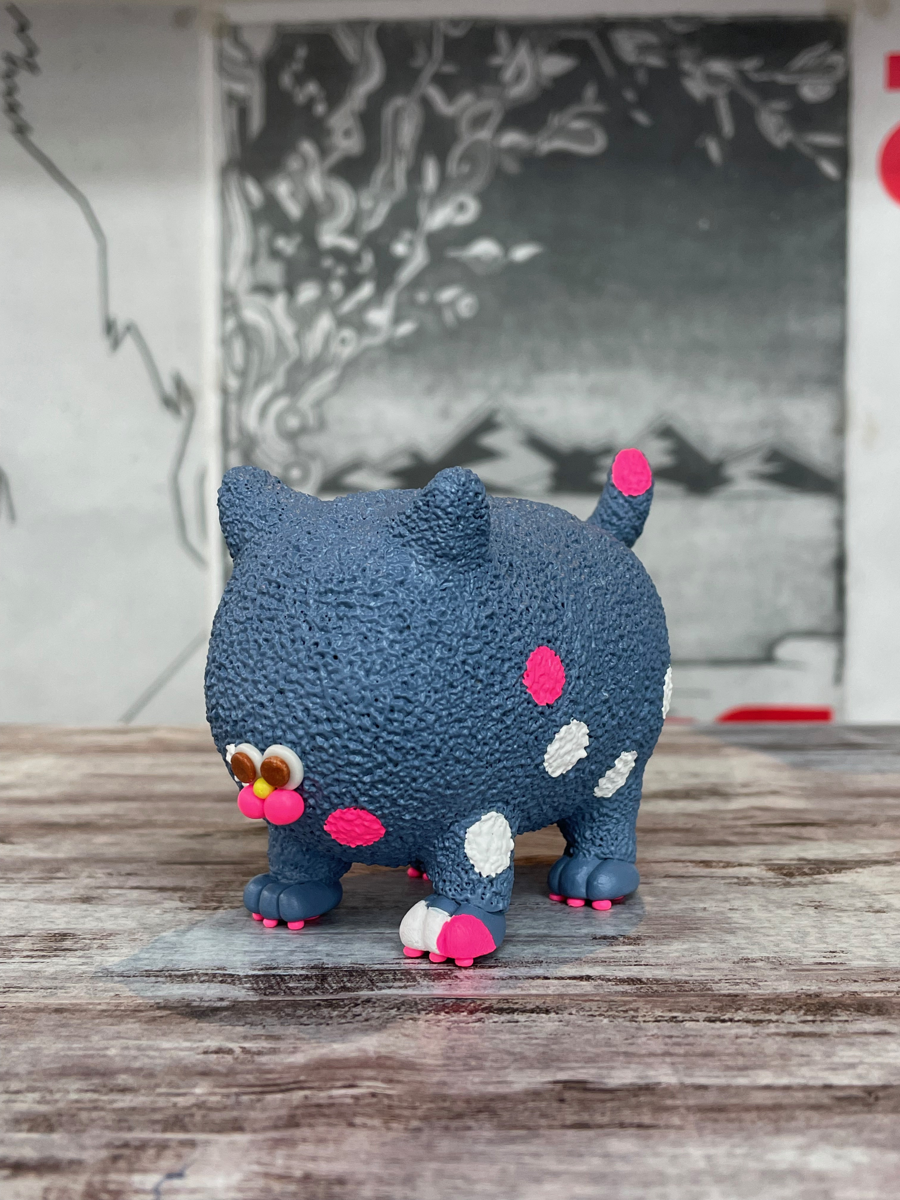 ”高さ71mm”★☆さちくるん(どっとが眩しい) ☆ 幸せを招ぶ置き物として ★ 笑顔にさせるために頑張ってます。