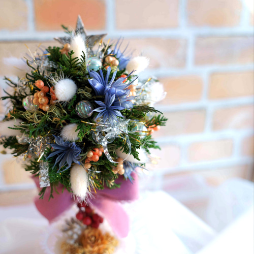 プリシラズドール　クリスマスペア クリスマス・トピアリー25センチ】プリザーブド ドライフラワー ヒバ