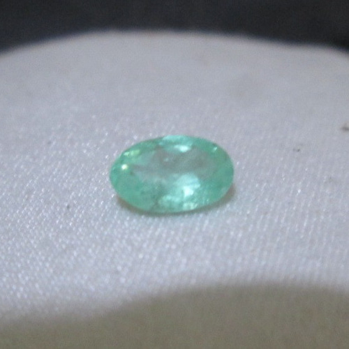 N.50093 0.55Ct パライバトルマリン・ルース（ネオン） ブラジル