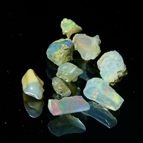 オパール　原石 ブラックオパール 原石 247211 | mineralhonpo