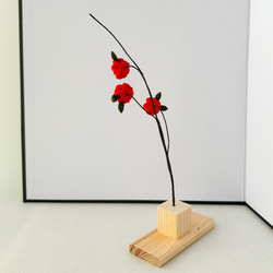 【つまみ細工】赤い椿の小枝 3枚目の画像