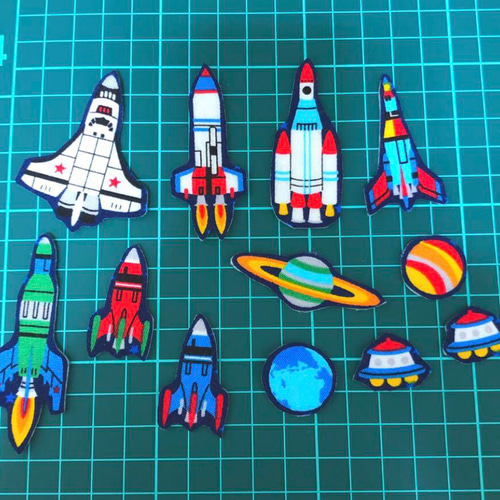 可愛い ワッペン アップリケ レトロ ザリガニ ロボット ロケット 電車 船 ❁︎かっこいい❁︎ 宇宙 ロケット 惑星 ワッペン 布ワッペン