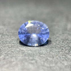 サファイア 美しいライトブルー サファイア ルース 0.61 カラット オーバル カット 天然宝石 非加熱 スリランカ原 6枚目の画像