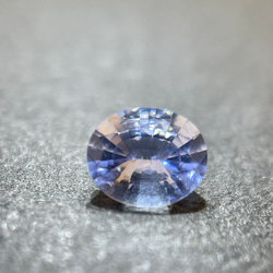 サファイア 美しいライトブルー サファイア ルース 0.61 カラット オーバル カット 天然宝石 非加熱 スリランカ原 13枚目の画像