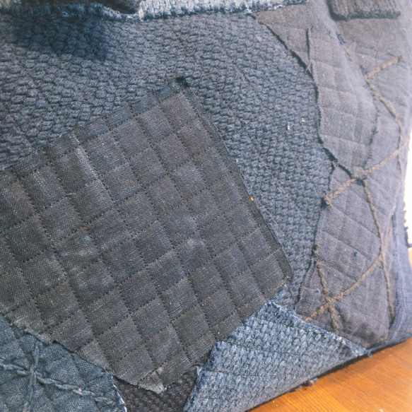 復古靛藍劍道道服和碎布隨機縫線重製手提包 第5張的照片