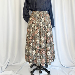 【受注製作】クラシカルな花柄 ロングスカート チャコールグレー(濃グレー) 花柄スカート フレアスカート 8枚目の画像
