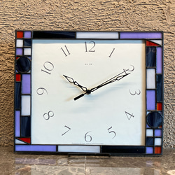 ステンドグラスの壁掛け時計 ALIM(紫)・受注制作 1枚目の画像